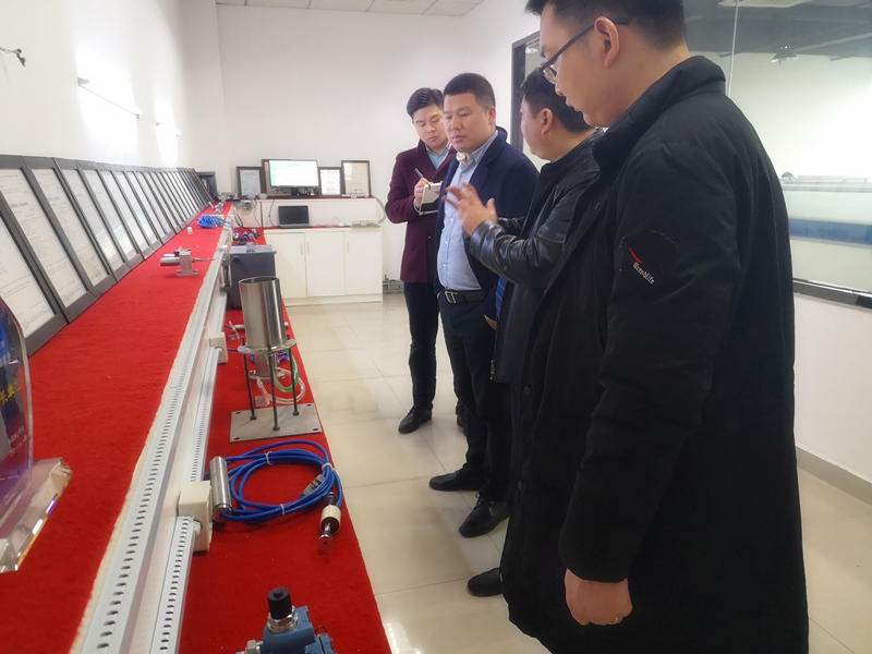 沉降監(jiān)測,路基沉降監(jiān)測,全向位移計(jì),路基面壓實(shí)監(jiān)測,尾礦庫監(jiān)測,邊坡監(jiān)測,基坑監(jiān)測,湖南北斗星空自動化